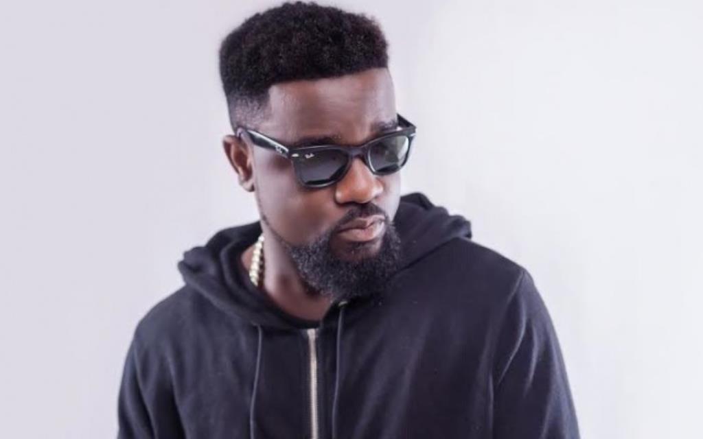 Babe (Ft Mugeez) (Ft Mugeez) by Sarkodie - AfroCharts