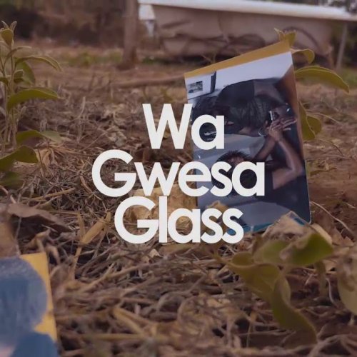 Wa Gwesa Glass