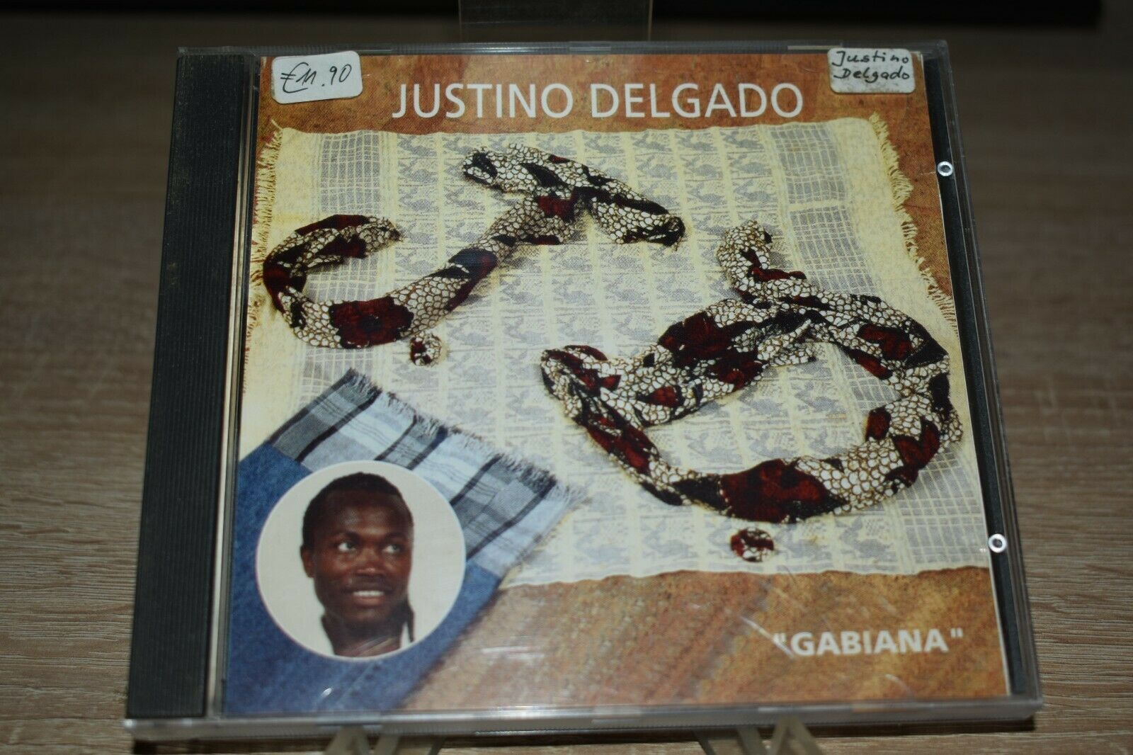 Gabiana by Justino Delgado | Album