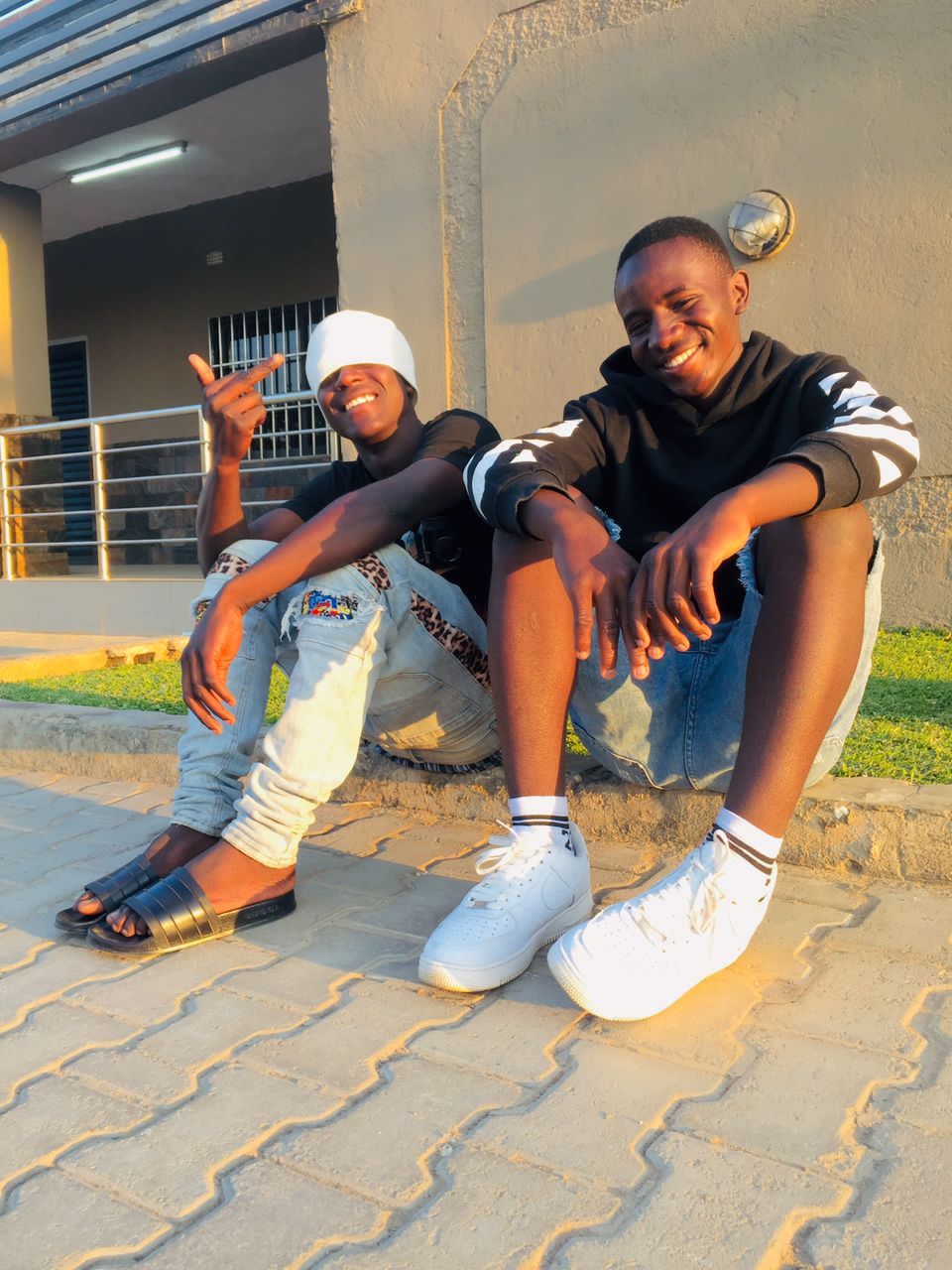 Live for your life (Ft young fame)