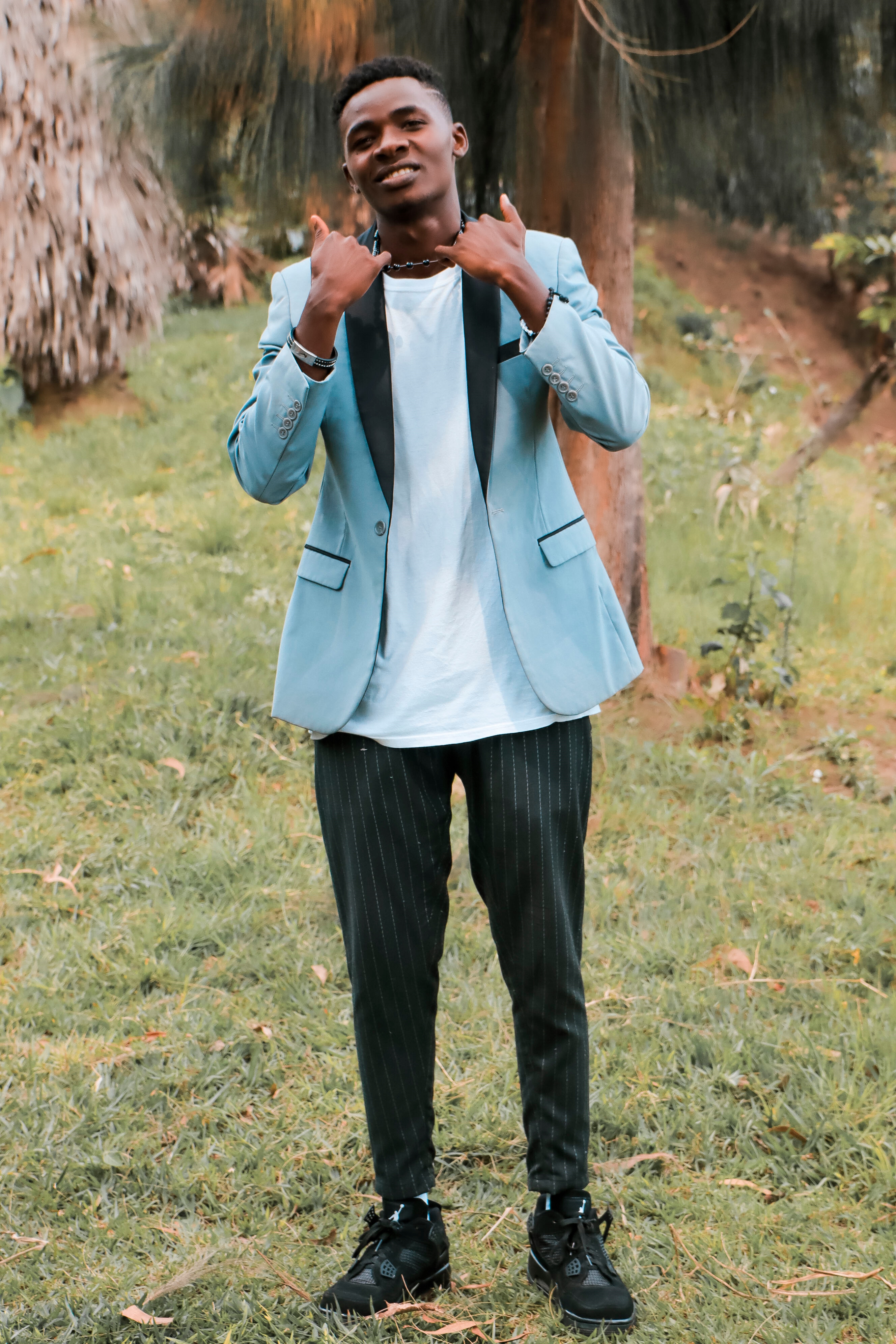 Mbwira