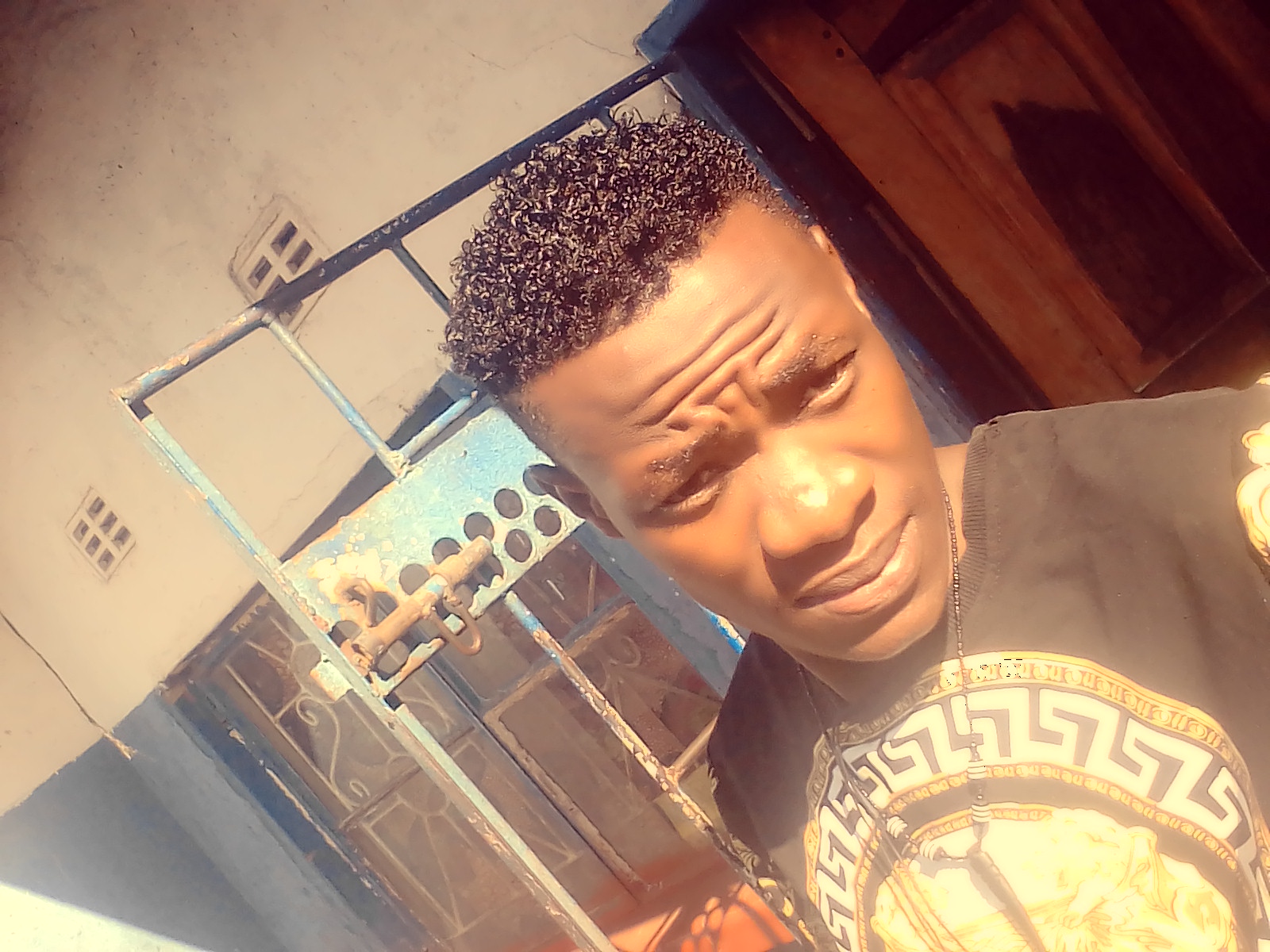 Someone's trash (XILENT RAPPER FT BISS G SHOW)