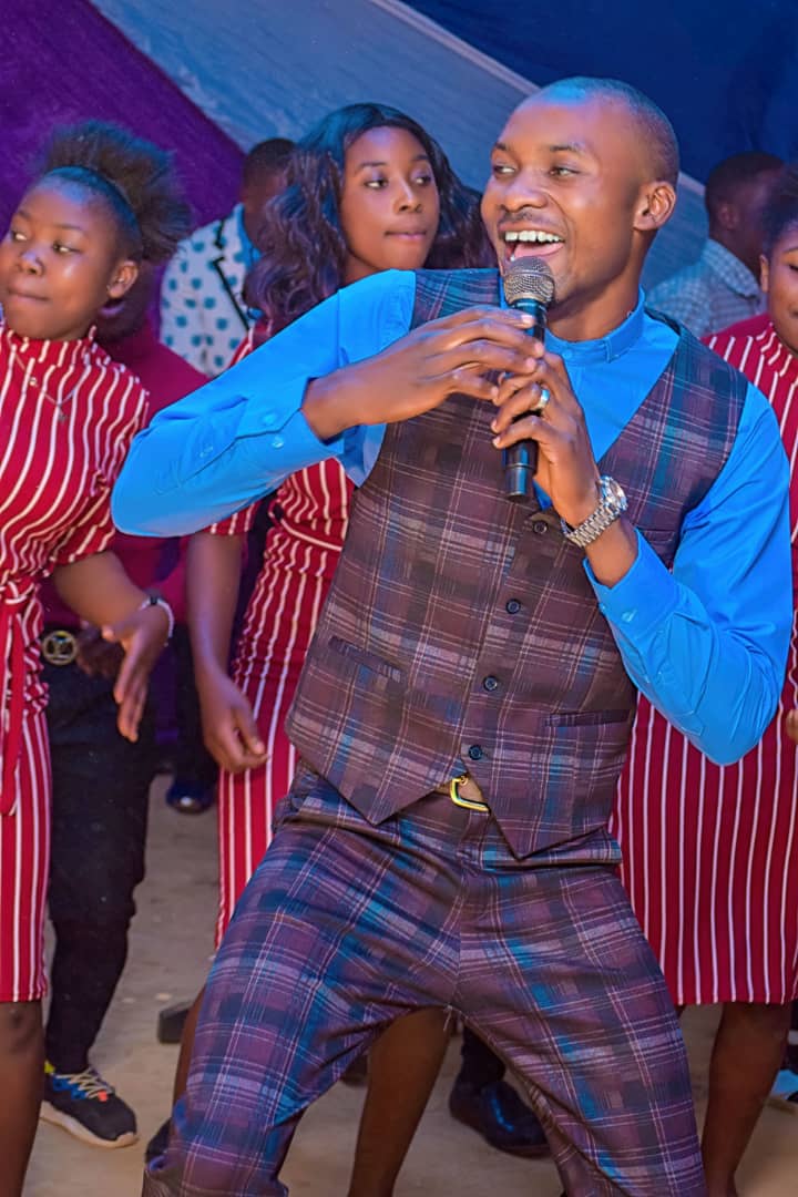 Nine Mwana Yesu