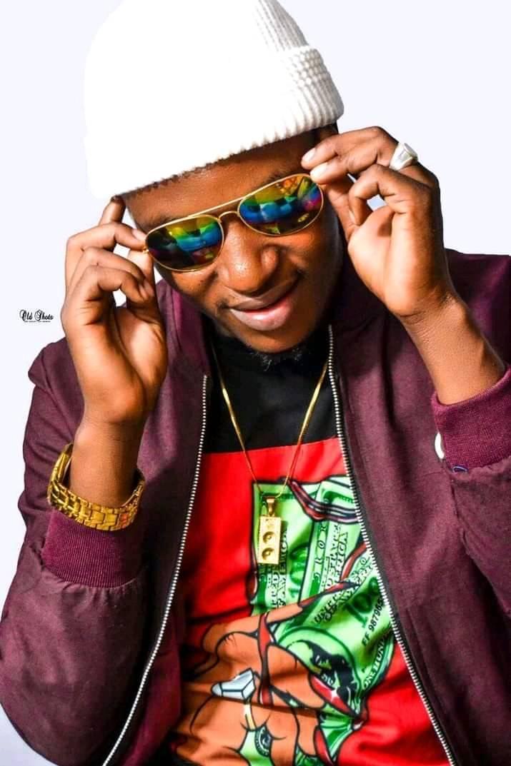 Manzi Wange