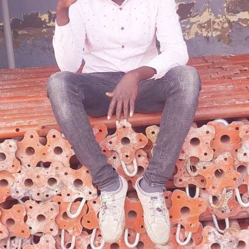 Kuluyom;