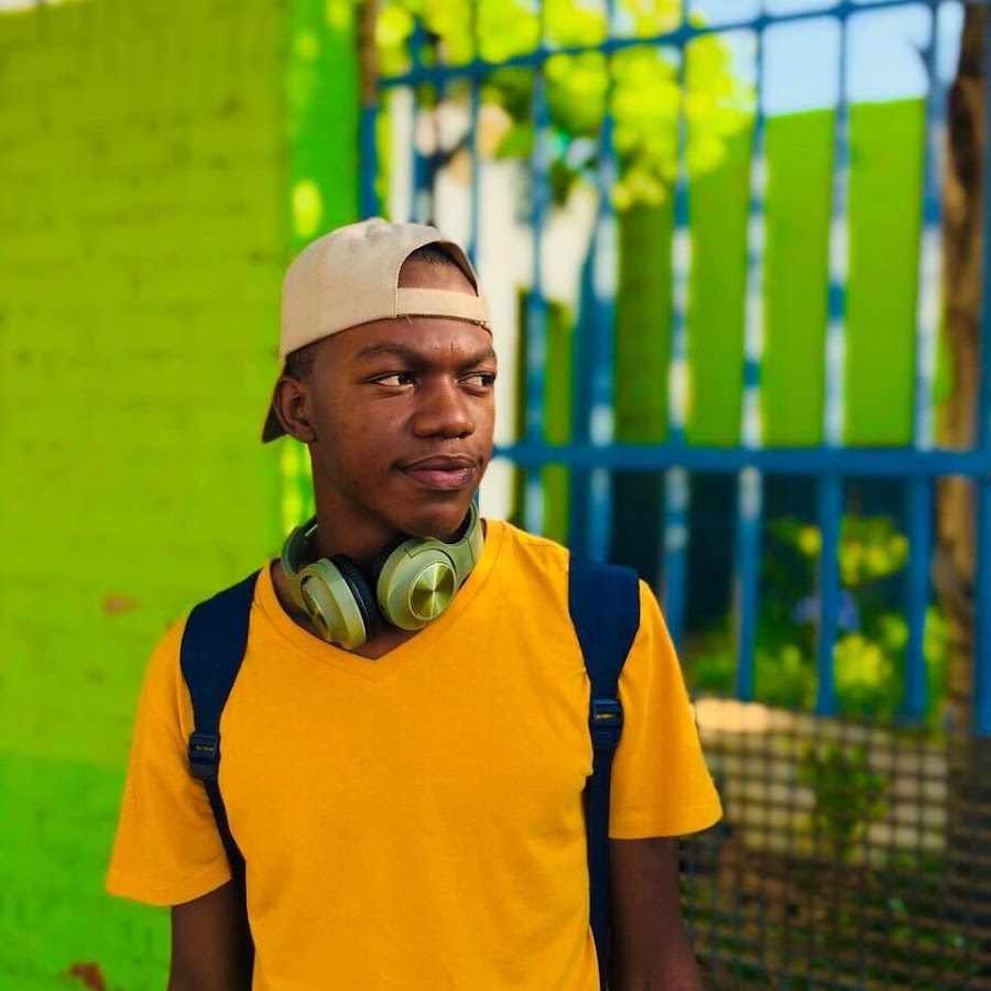 Phakunic Whistle (Ft Deep JayJay)