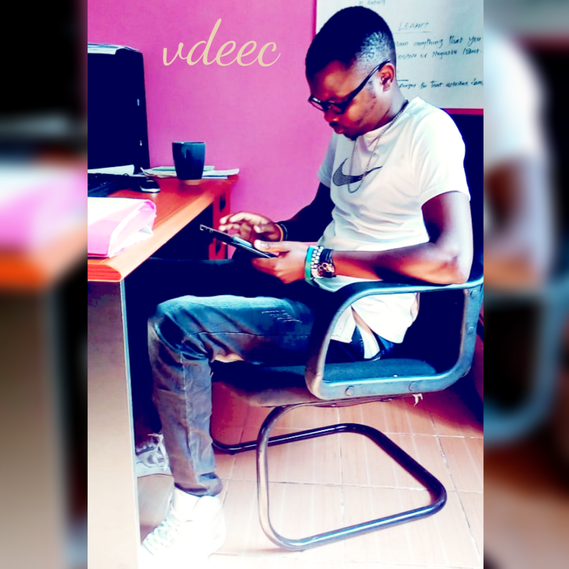 Vdeec