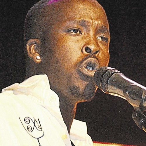 Uyazal Utsotsi by Zanefa Ngidi | Album