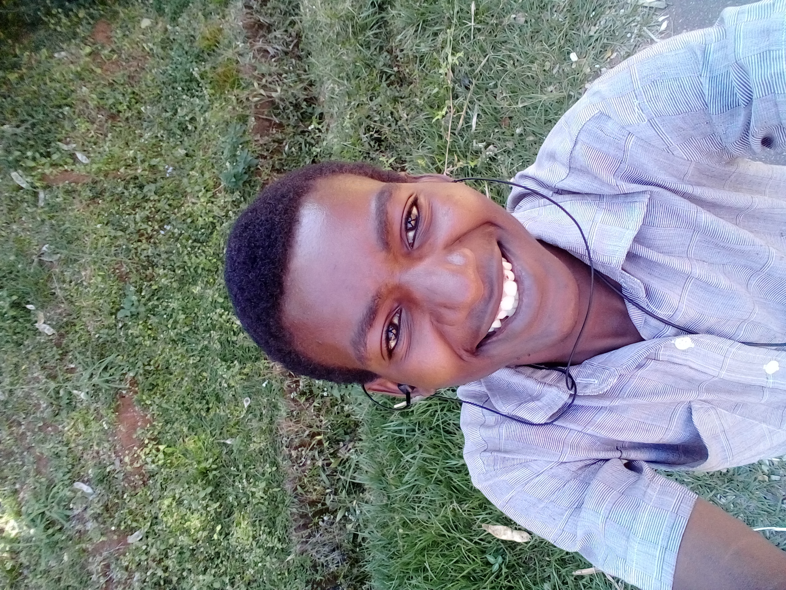 Musamugwililire mwana (Ft Tesco)