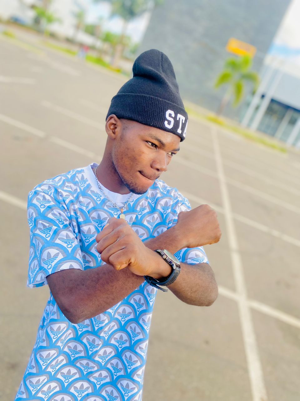 Tired heart by Thee Kelly | Album