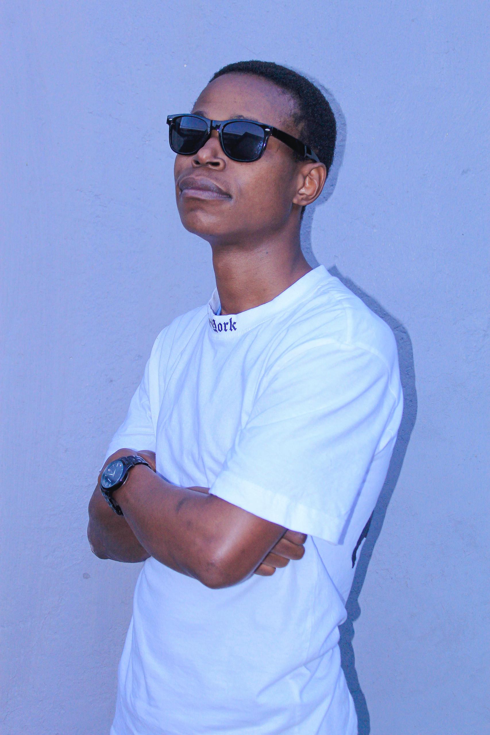 Dj Thandok