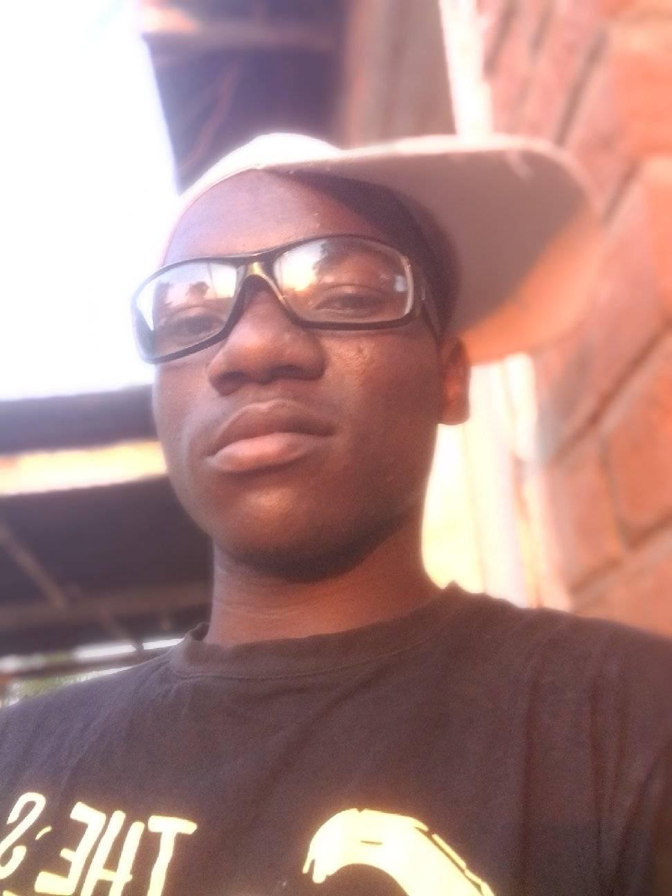 Zikamatere (Ft Makawa Junior)