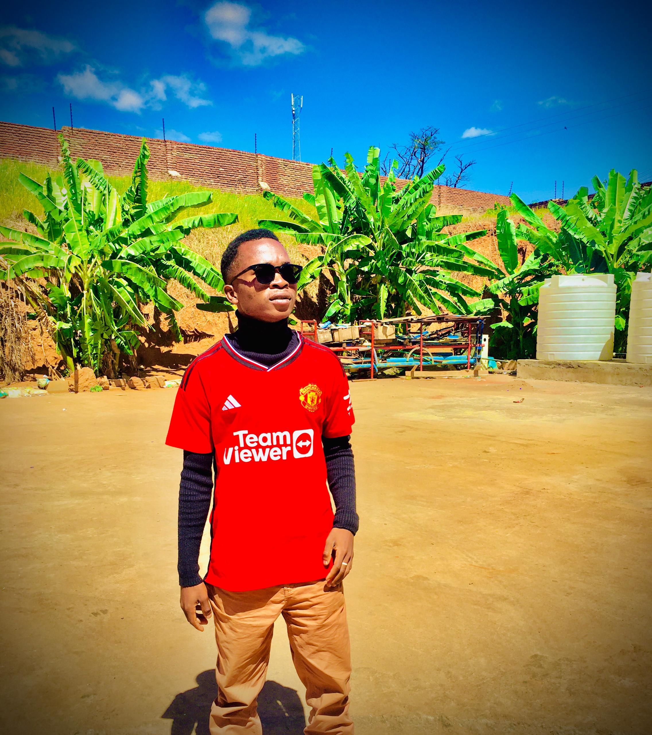 KING MBOBA