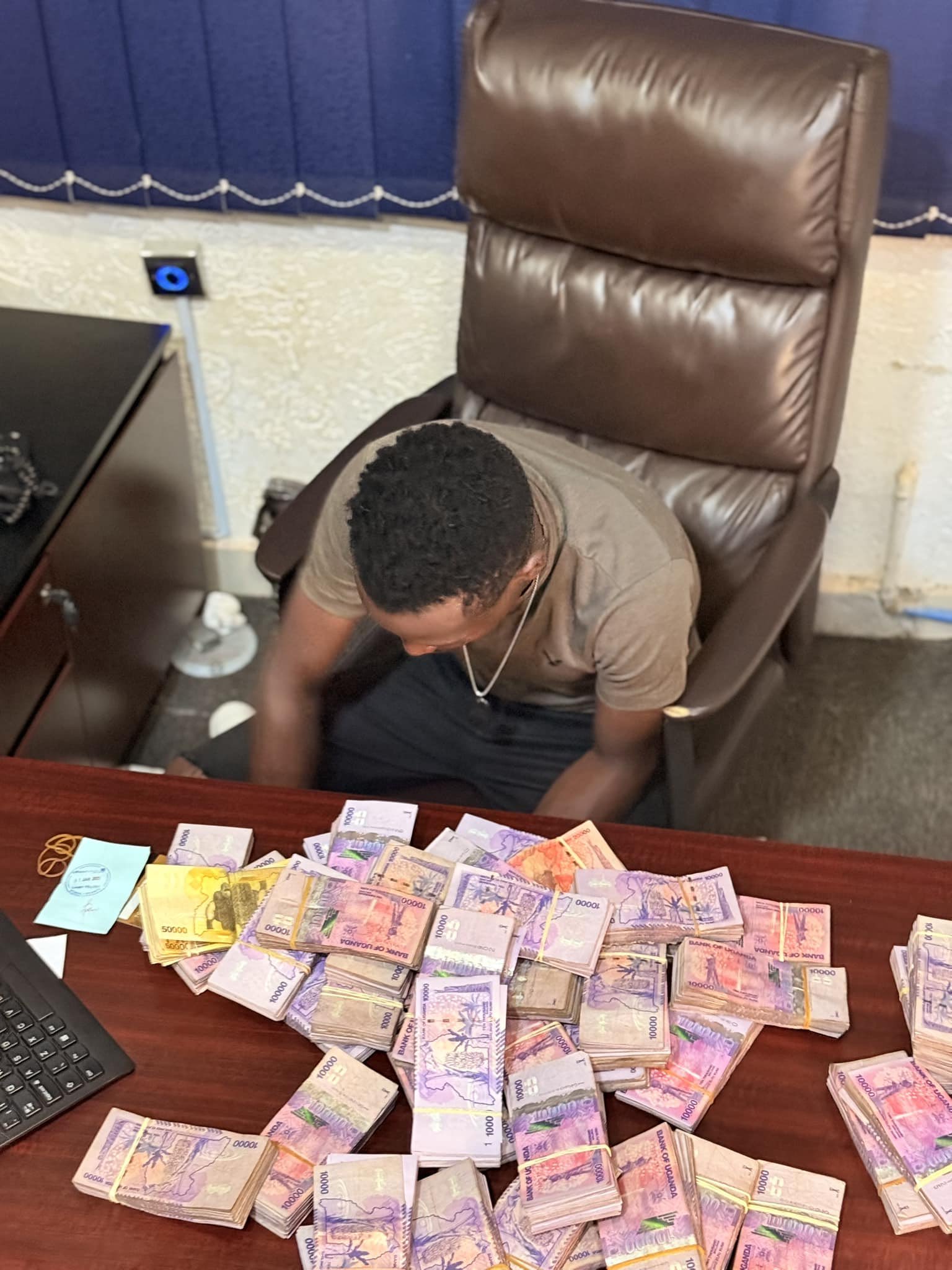 Right steps to join illuminate call+256777059420/+256750767251